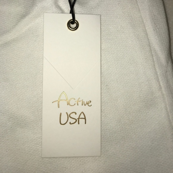 ✅HOST Pick✅ Active USA Hoodie, Size Medium - Picture 4 of 6